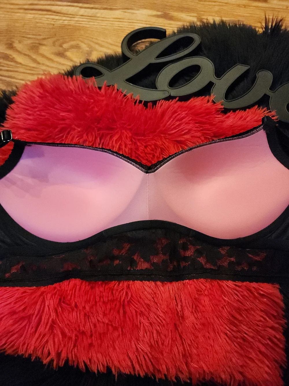 Victoria's Secret Black Lace Pushup Underwire Bralette with Pink Molded Cups XXL
